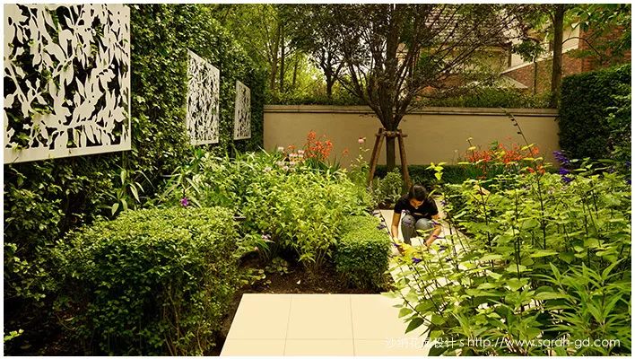 花园设计：如何设计建造一个英伦乡村花园-60