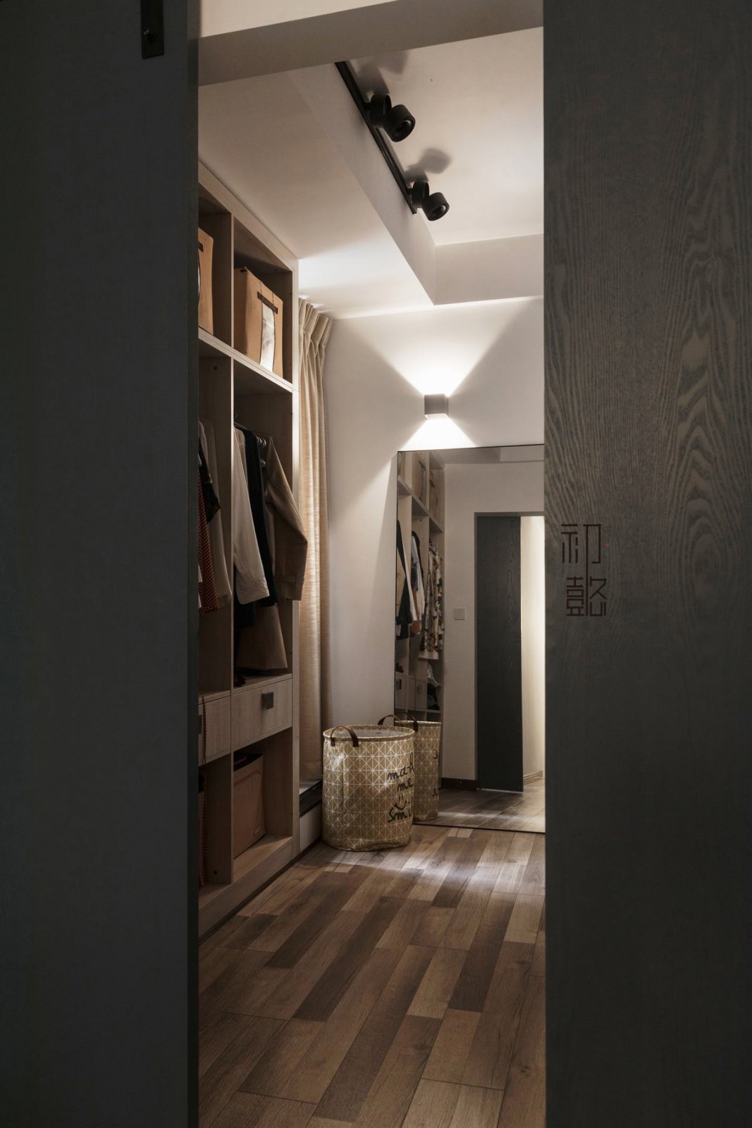 成都 125㎡四室两厅三卫现代简约风住宅设计-20