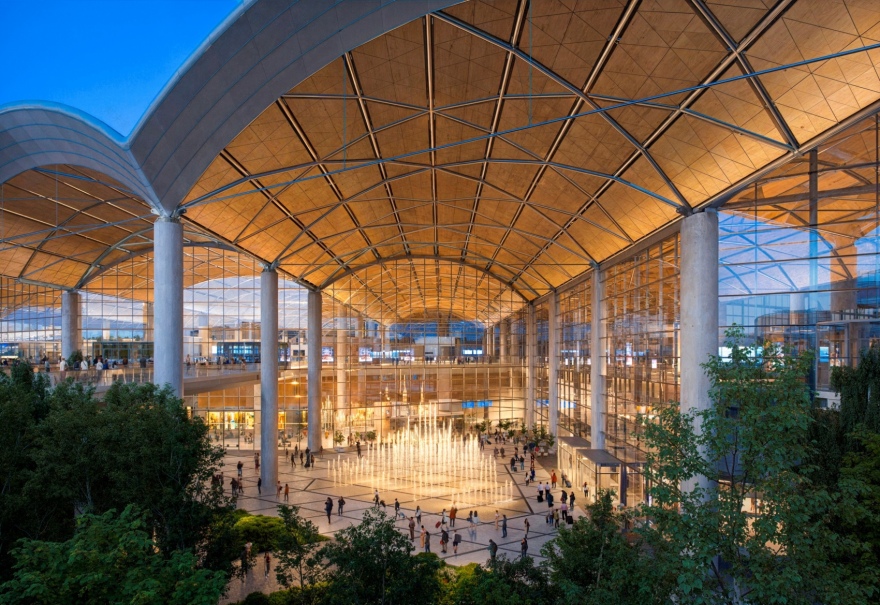 中央通信港(CPK)-32