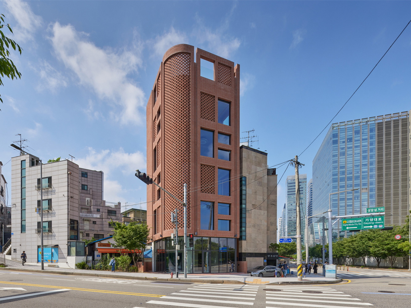 韩国 DADAM 商业和办公楼-2