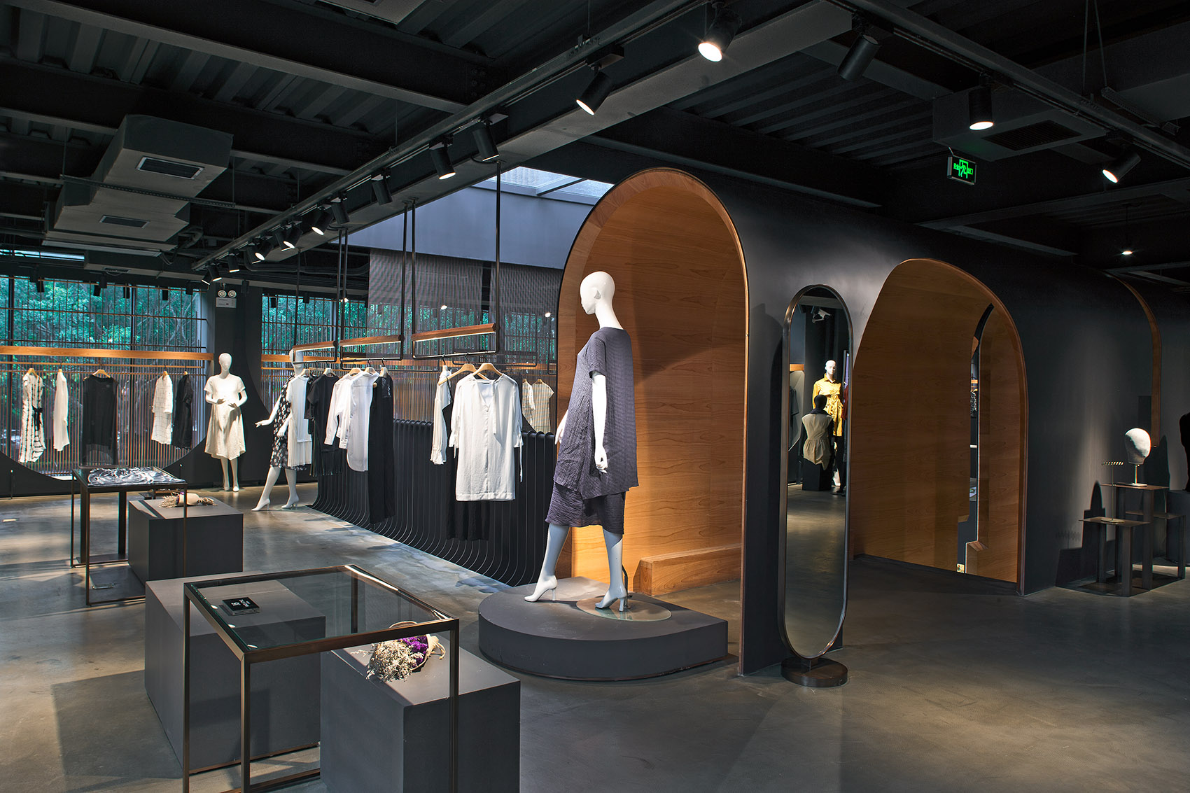 MINZE-STYLE品牌集合店,福州 / 共和时代 + VHD维度华伍德设计中心-21