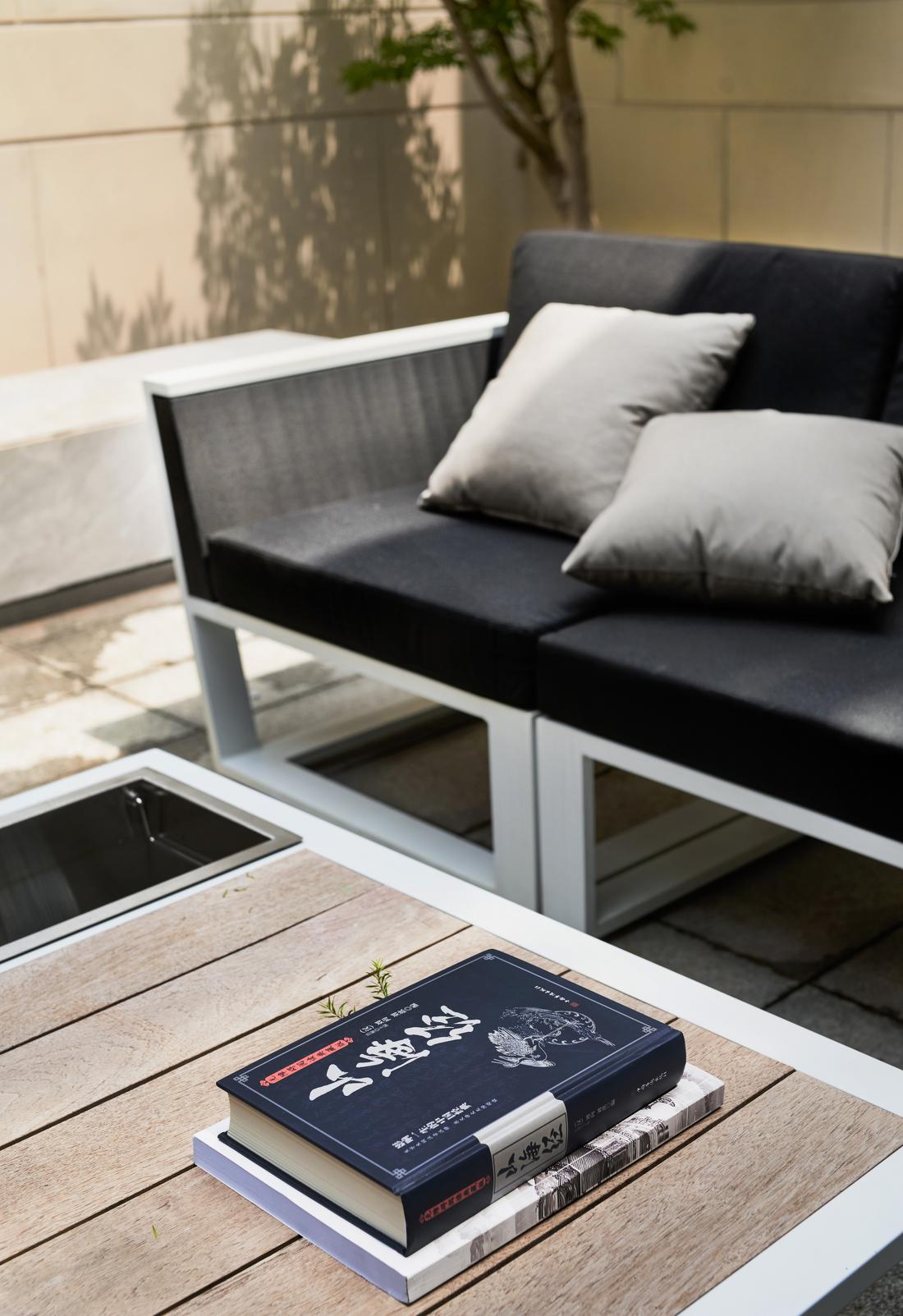 负楼层生活空间的艺术改造-51