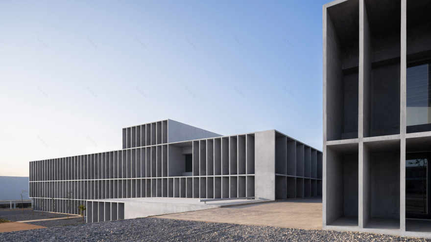 马拉加大学旅游学院大楼丨西班牙马拉加丨Vaillo + Irigaray Architects-0