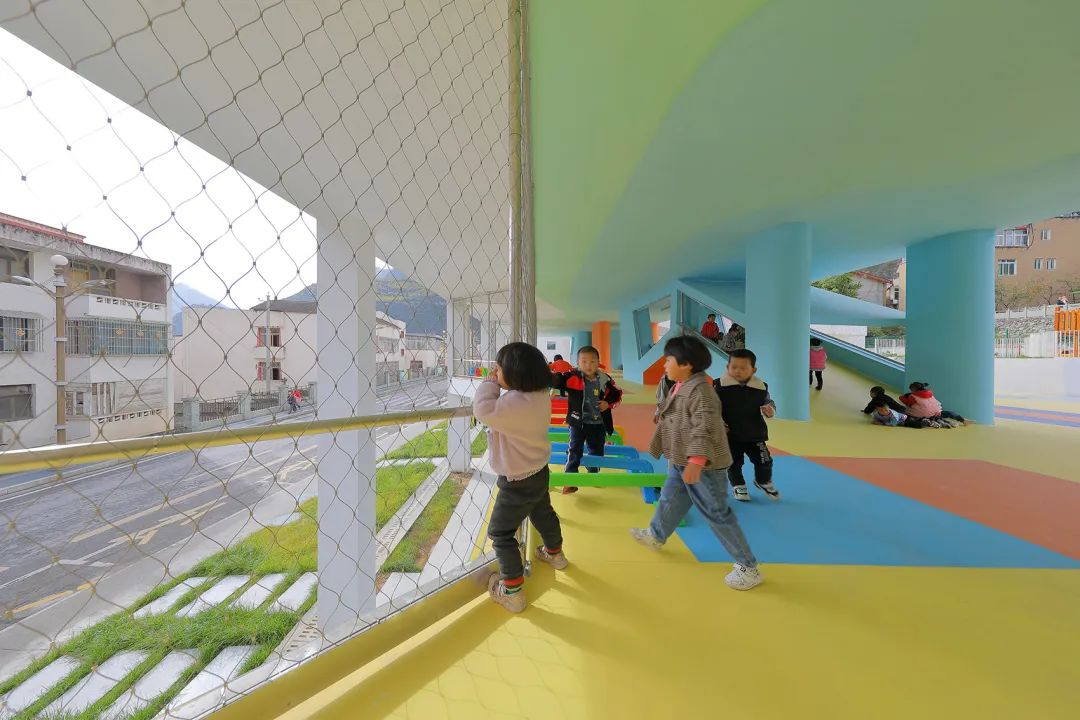 九寨沟县启航幼儿园丨中国四川丨东意建筑-67