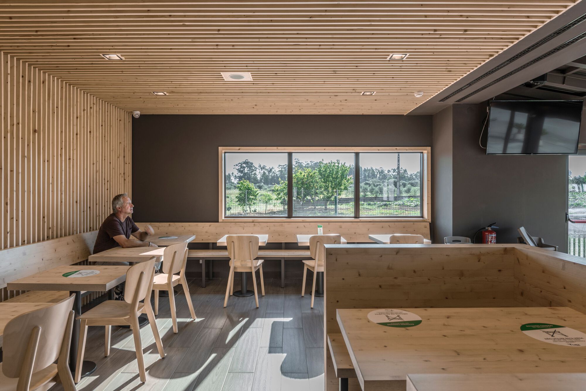 Brisa A1 Mealhada 高速服务区室内设计丨葡萄牙丨GSS arquitectos-23