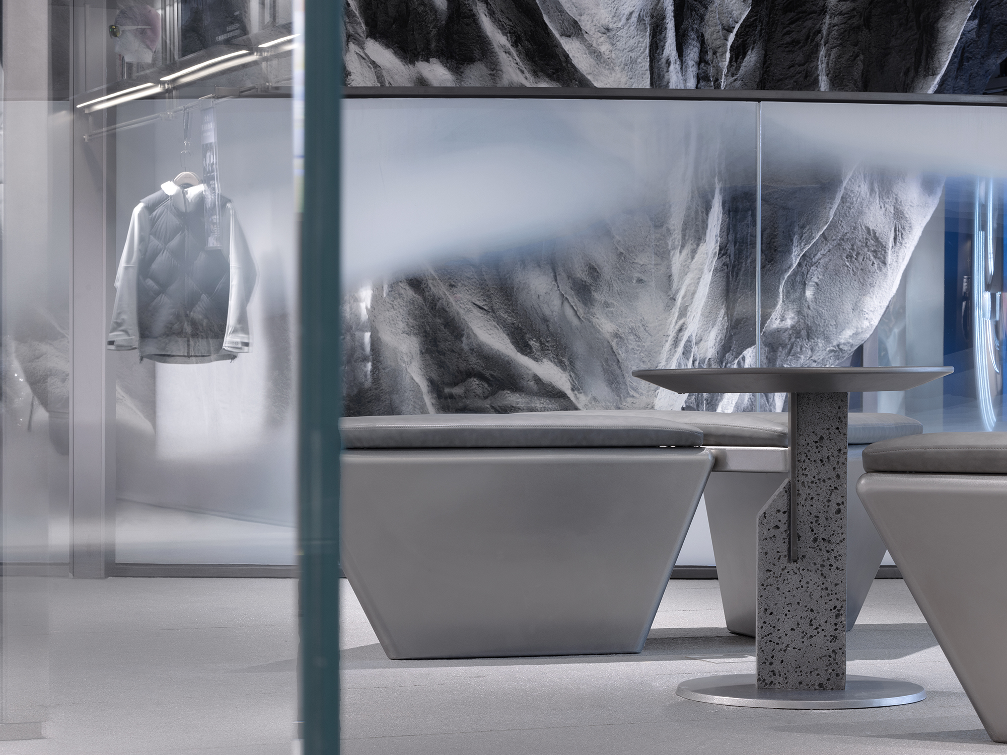 波司登北京三里屯旗舰店丨中国北京丨39 THIRTY NINE-38