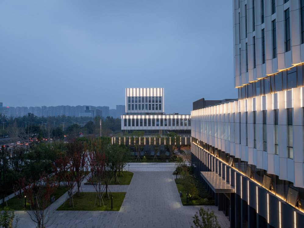 京东方（成都）智慧系统创新中心丨中国成都丨中建西南院,孚提埃（上海）建筑设计公司-14
