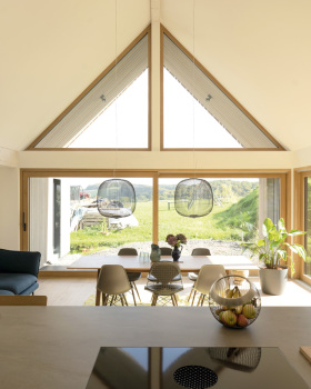 与自然和谐共生的家庭木屋丨GROSCHE BURGMER ISENSEE Architekten