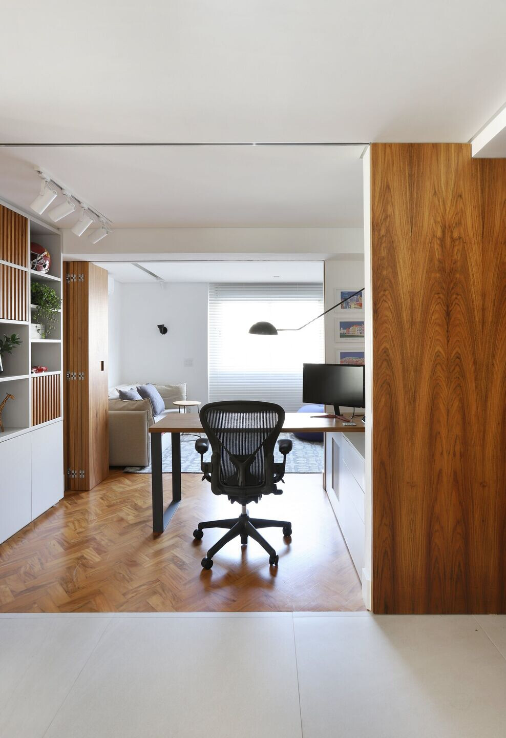 热带风情融入圣保罗公寓丨巴西圣保罗丨Dirani e Marchió-55