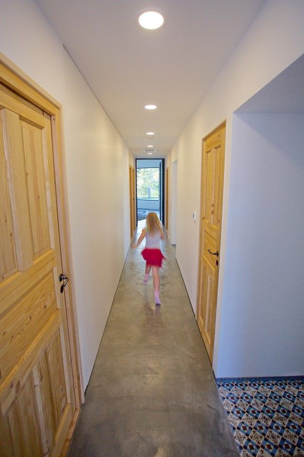 带圆形厨房的异型布局住宅丨捷克丨ZETTE工作室-67