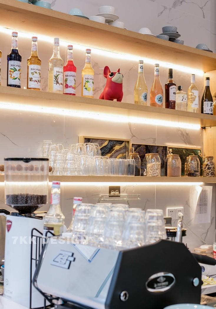 北欧风餐厅设计，温馨简约，金色点缀，打造现代轻奢空间-21