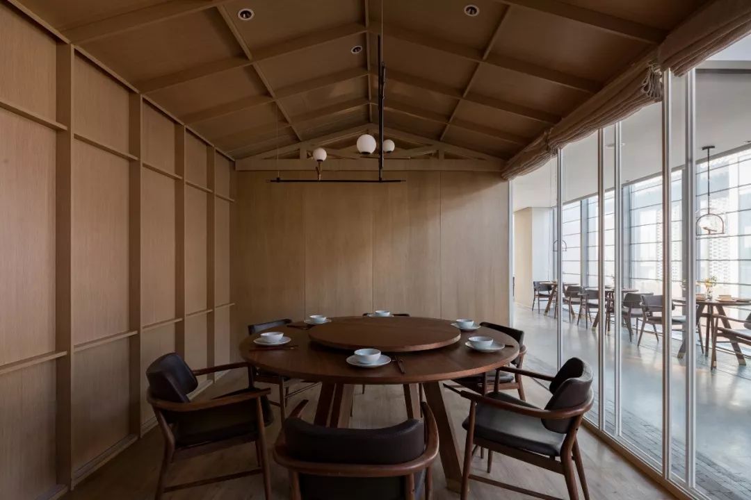 雁舍四季 | 传统园林与现代餐厅的完美融合-42
