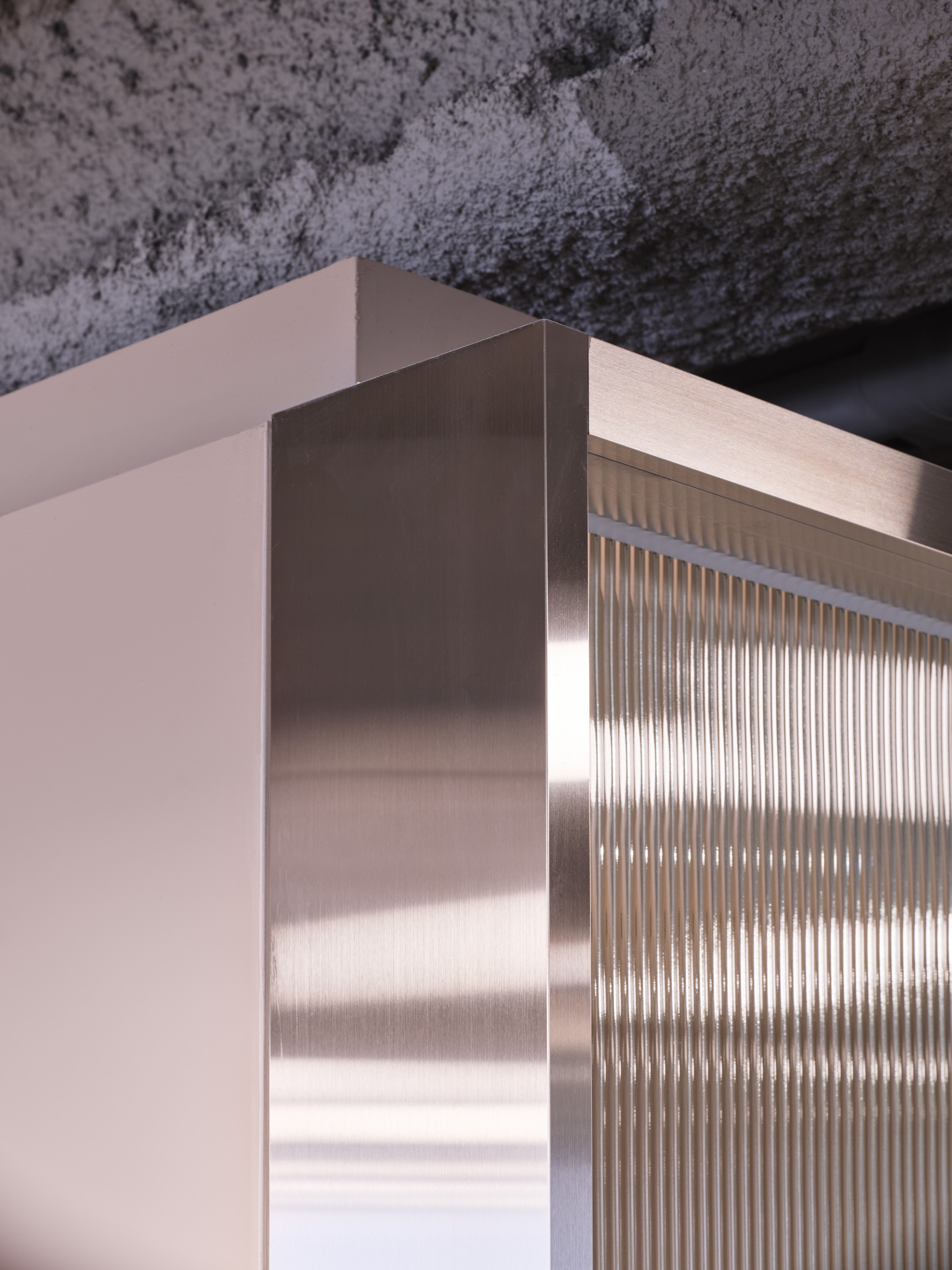 Apartmentary Dosan Offices and Showroom / studio fragment-26