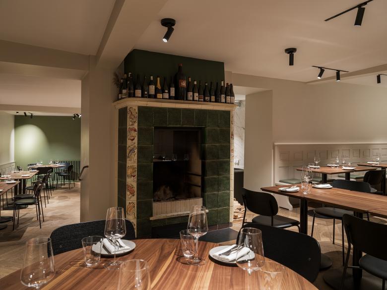 Arndt Geiger Herrmann丨Innenausbau Restaurant Lindenhofkeller丨瑞士-4