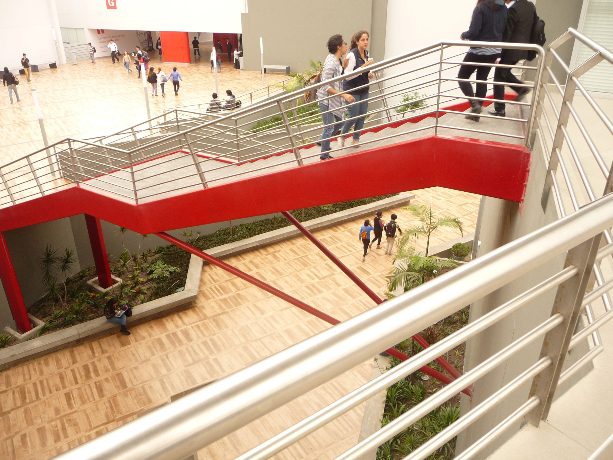 校园 villa 建筑，现代室内设计之美-6