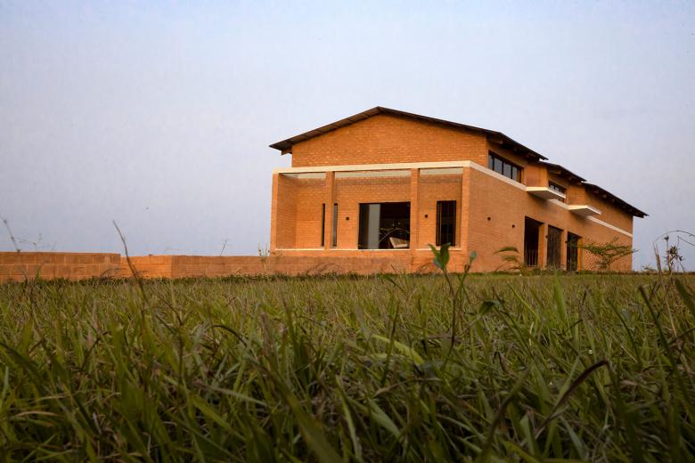 燃气基金会农舍丨尼日利亚丨MOE+ ART ARCHITECTURE-2