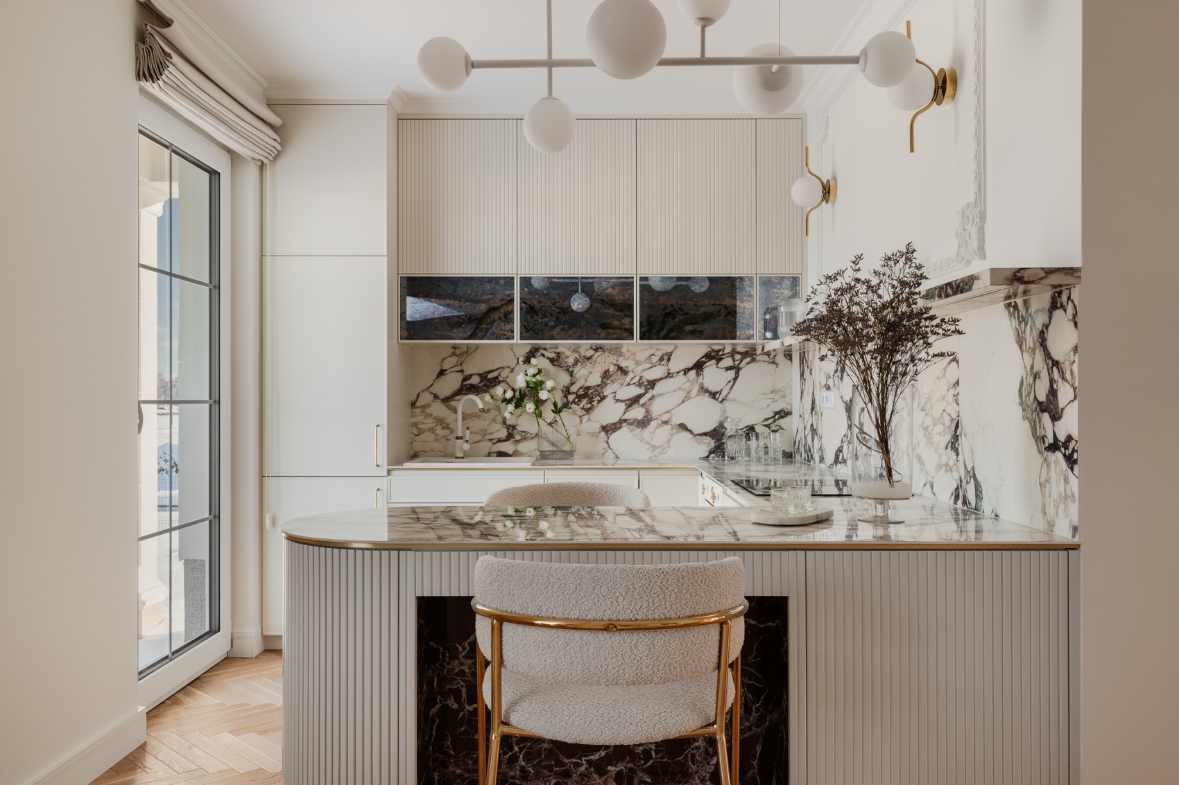 具有艺术灵魂的公寓室内设计-26