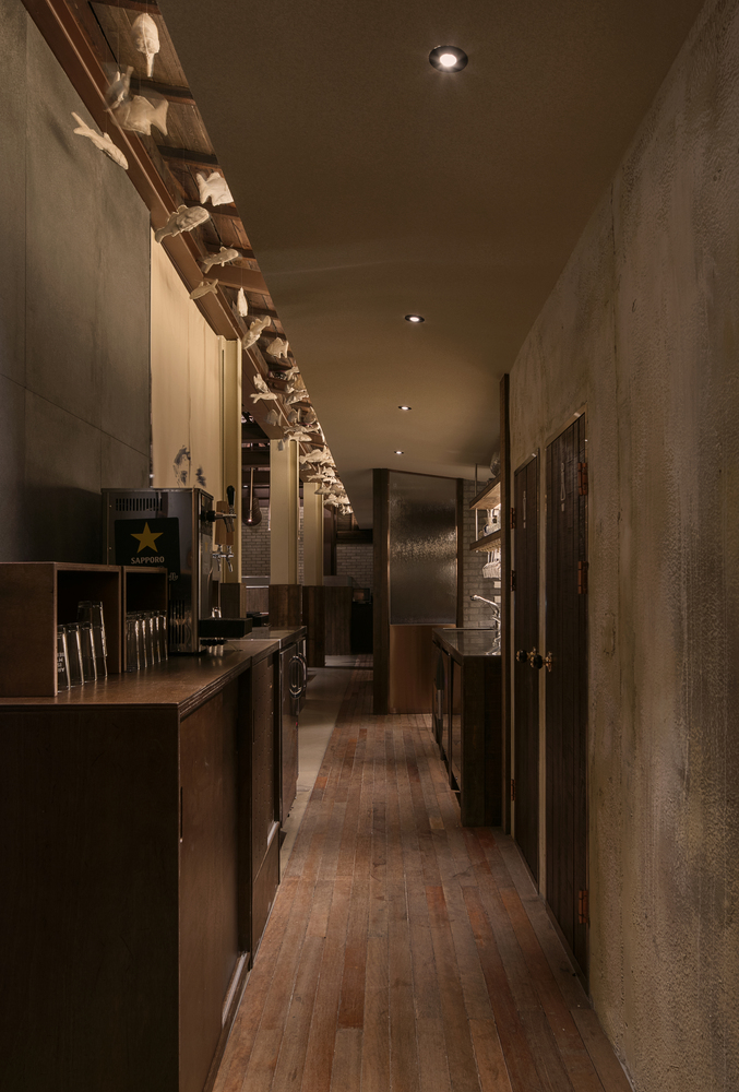 古老与现代共融的 Gwanghwamunhaemul 餐厅设计-48