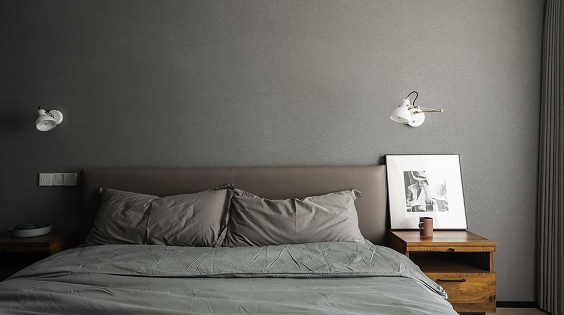 135㎡简约两居,真皮沙发与工业风茶几的完美融合-20