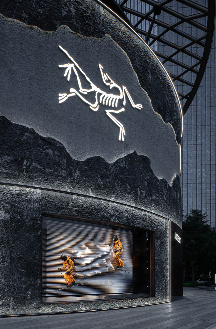 始祖鸟2025 7P\8P系列橱窗及DP设计丨PILLS-74