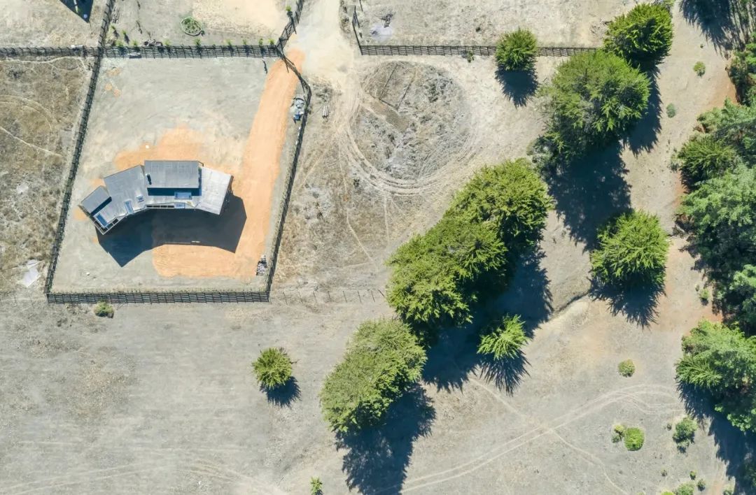 254m²珊瑚屋·现代智利风情家居设计丨智利圣地亚哥丨勾勾手设计网-16