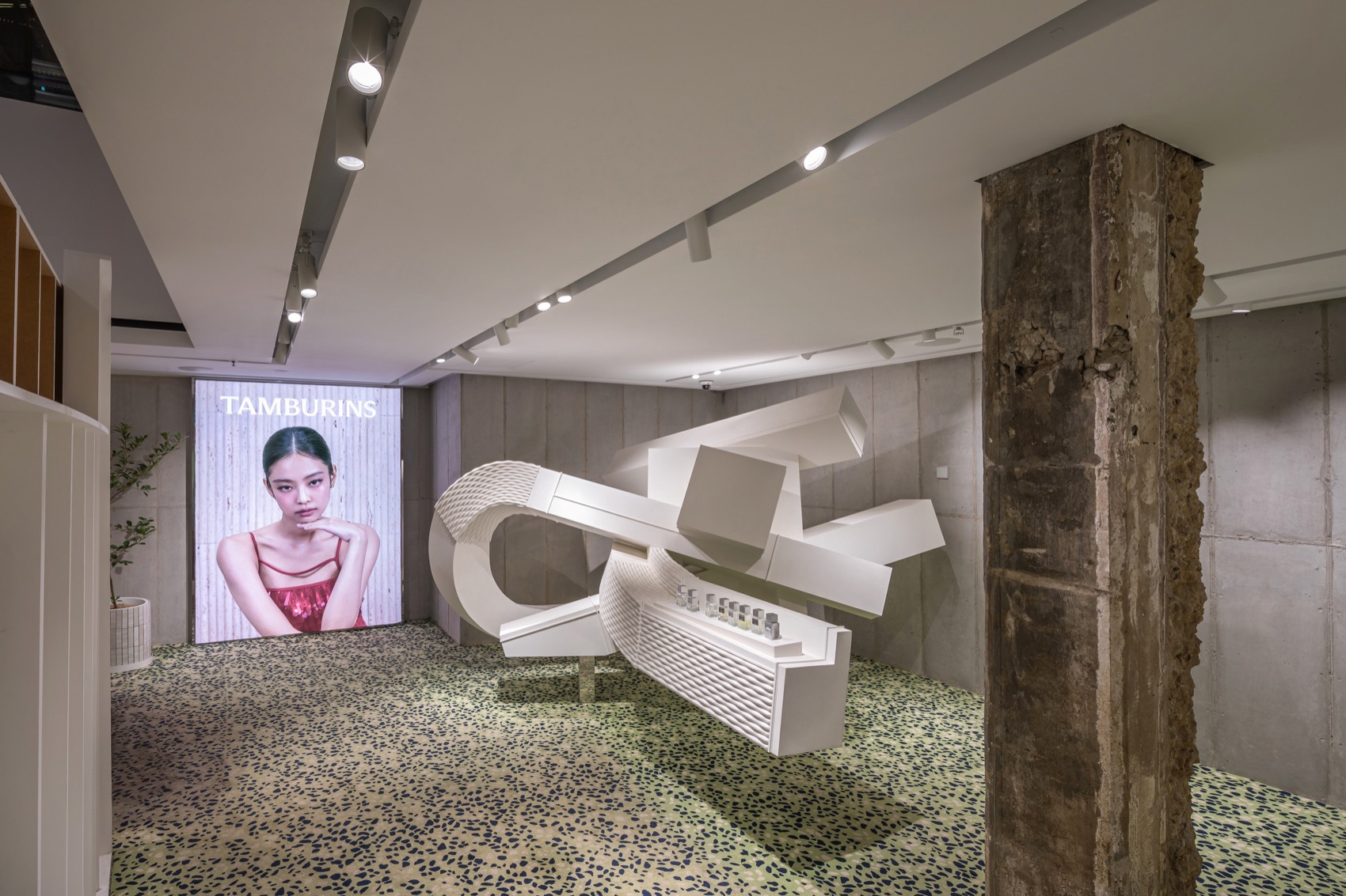 Tamburins首尔圣水旗舰店丨韩国首尔丨建筑设计The System Lab,灯光设计EONSLD-33