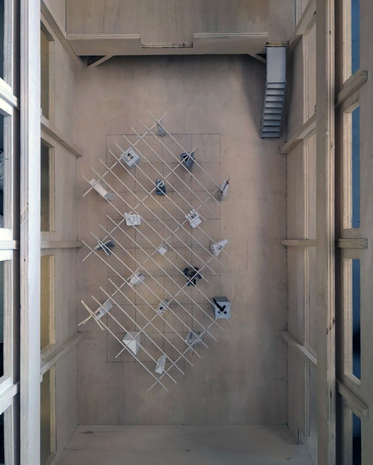 致敬被拆除的 Y 型建筑,混凝土与木结构打造的档案馆-13