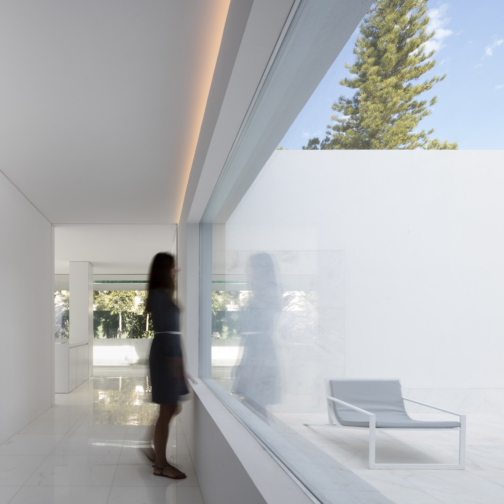 松树林之间的住宅,西班牙 / Fran Silvestre Arquitectos-46