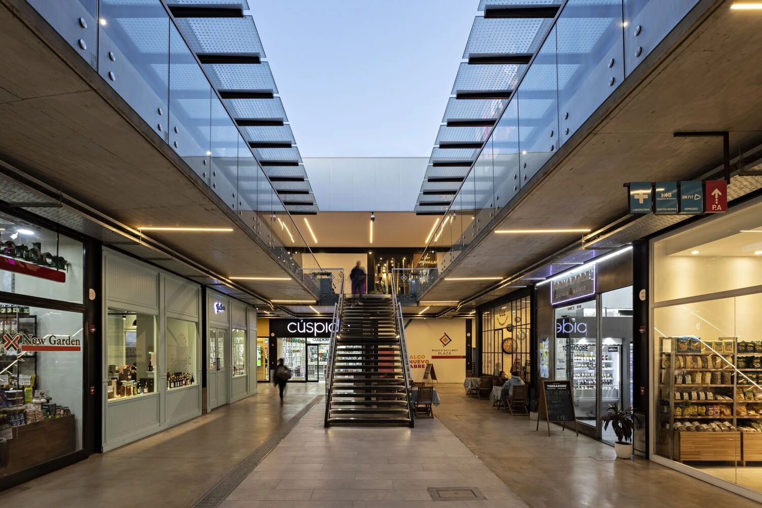 新基尔梅斯广场丨阿根廷布宜诺斯艾利斯丨Forcinito Arquitectos-21