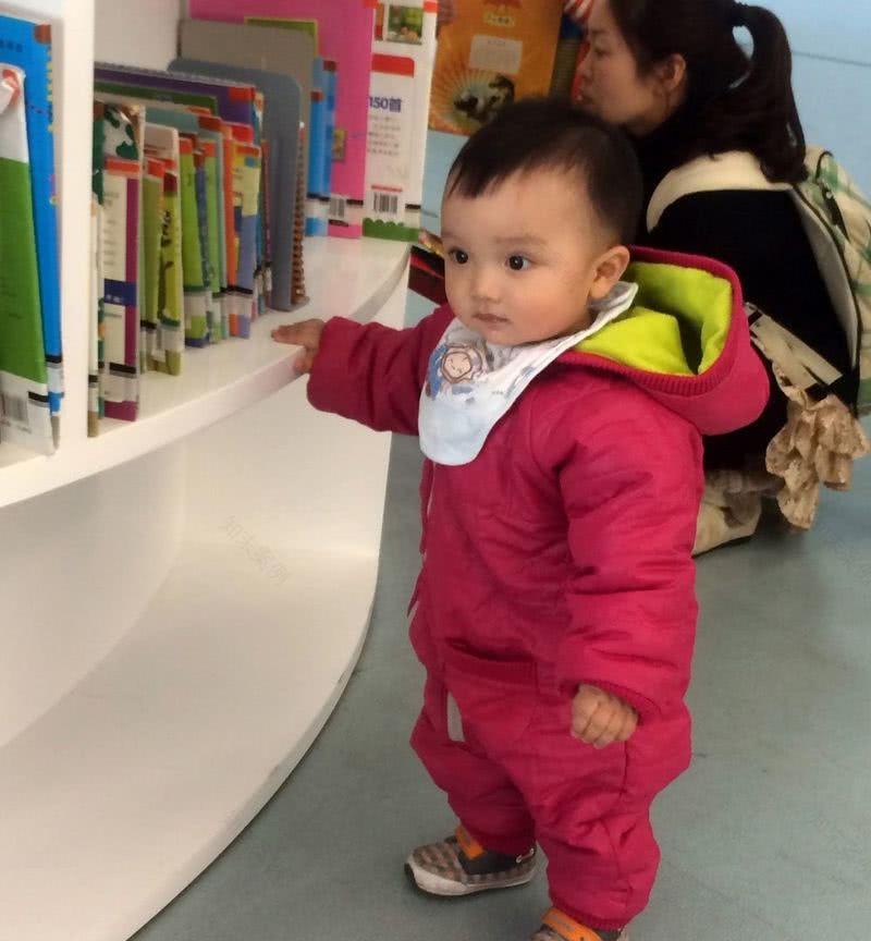 广州图书馆亲子绘本阅读馆-3