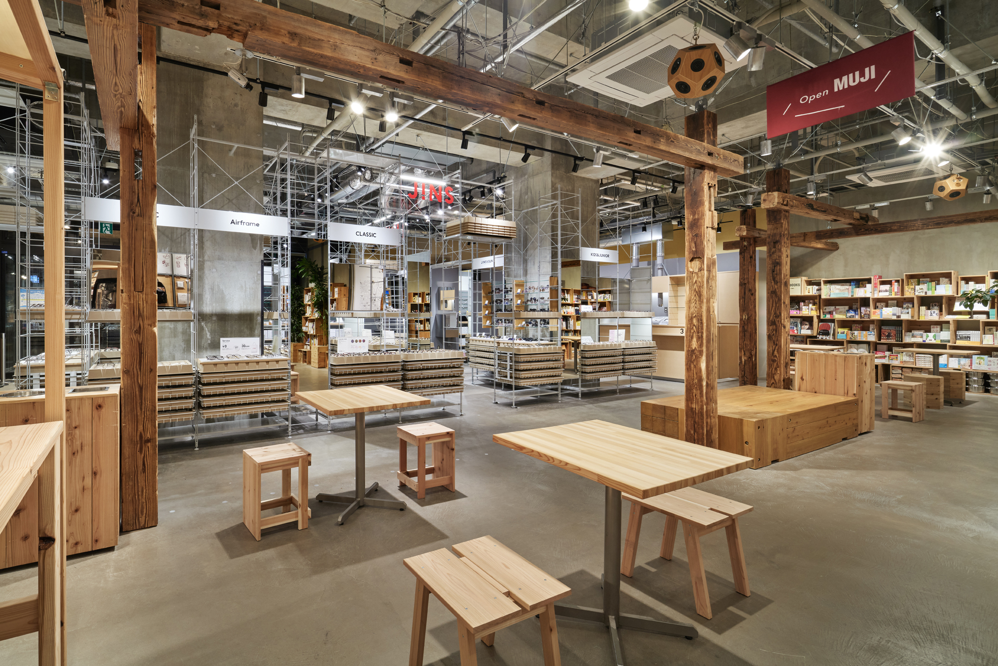 JINS 睛姿函馆店丨日本丨Schemata Architects + Jo Nagasaka-17