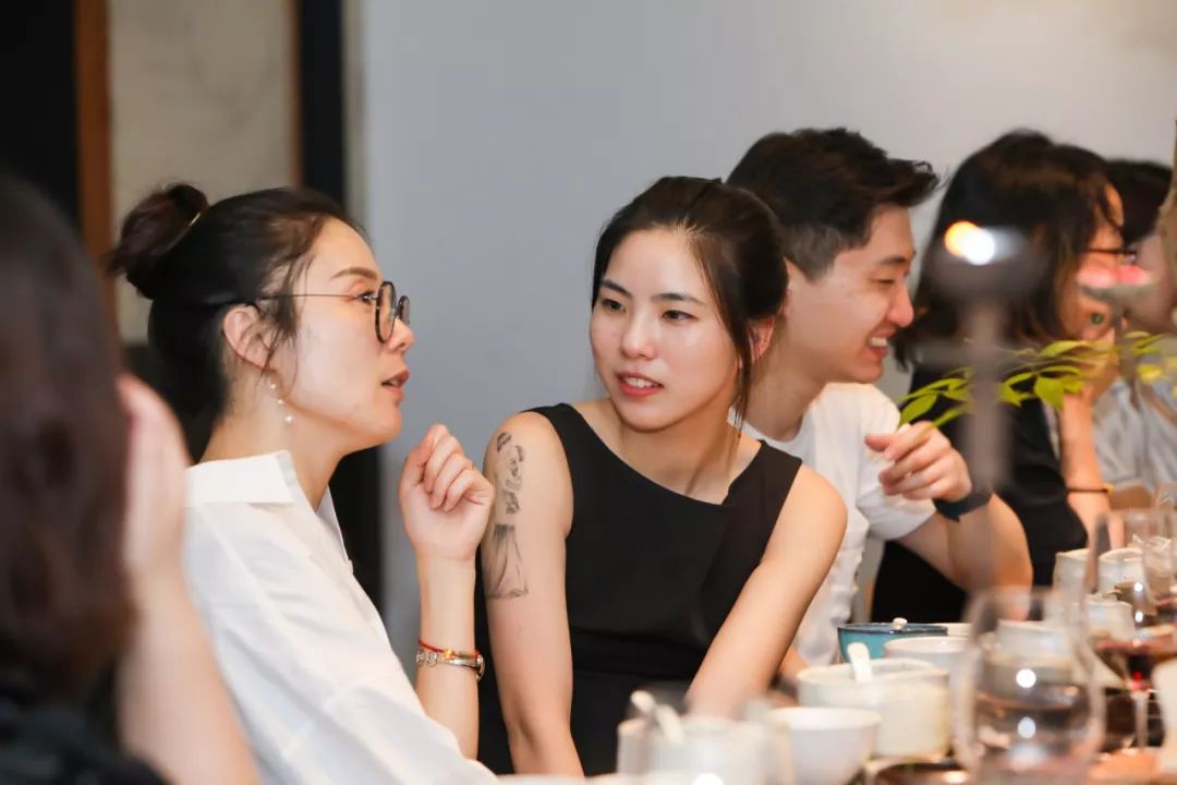 女性设计师的创意聚会,展现独特魅力-45