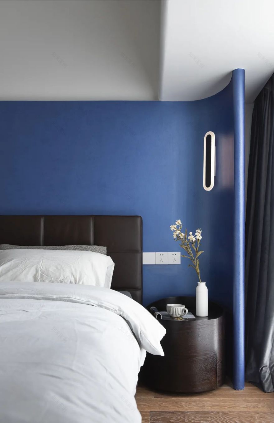 撞色个性都市 90 后住宅设计-50