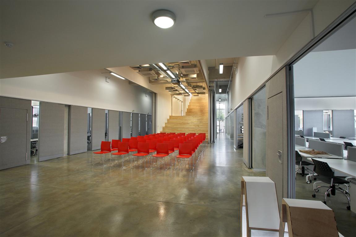 尼科西亚大学建筑研究中心-45