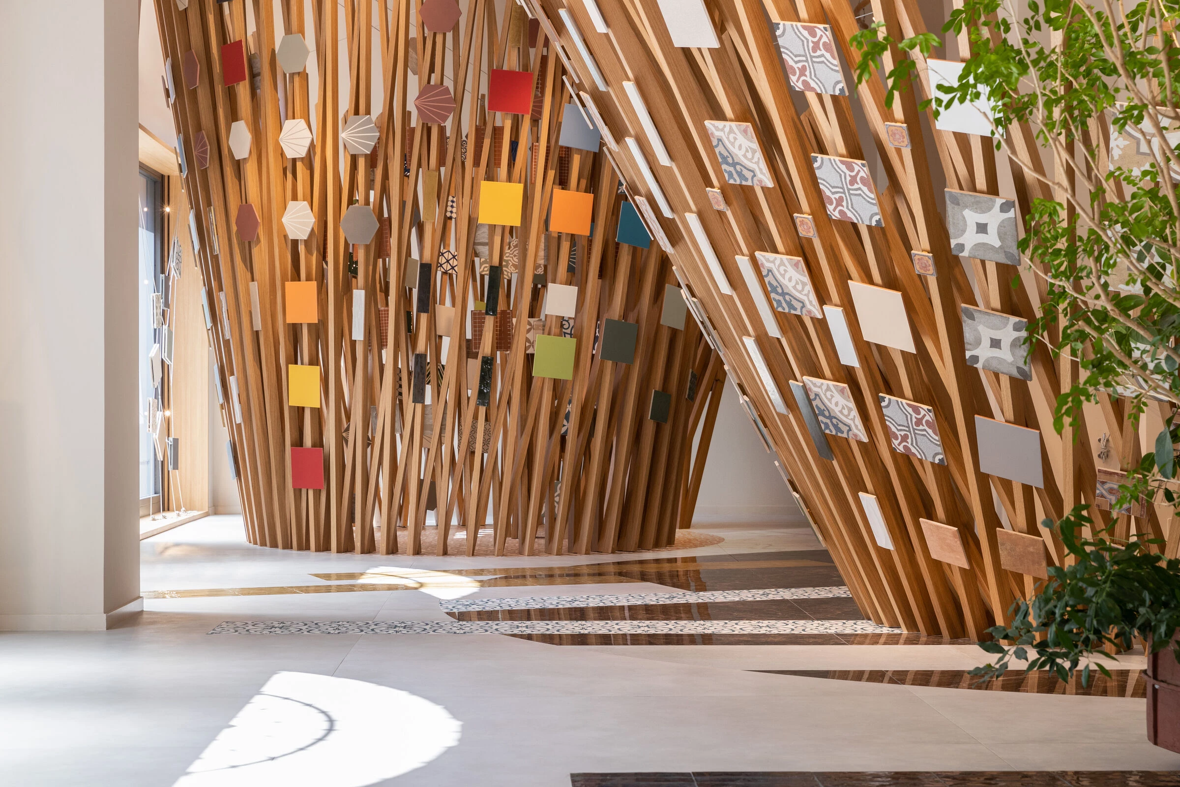 Ragno 旗舰店丨意大利米兰丨Miralles Tagliabue EMBT-15