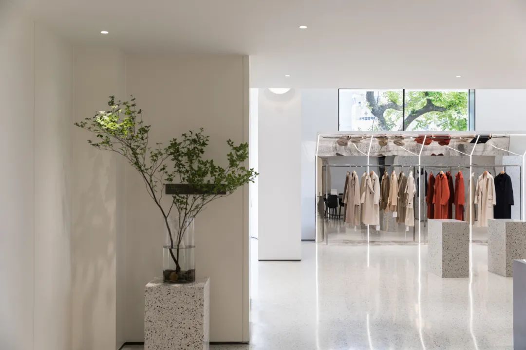 嘉兴 over the bridge 高端旗舰店 | 创新设计诠释素白空间-63