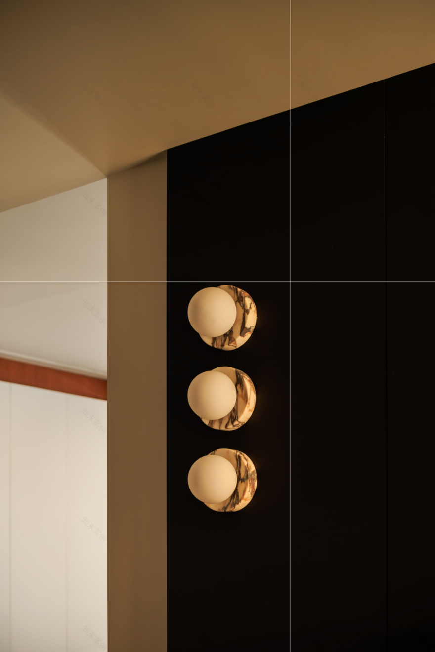 HURR赫设计丨东方气韵遇上复古色彩,在深色基底中铺展松弛仪式感-37