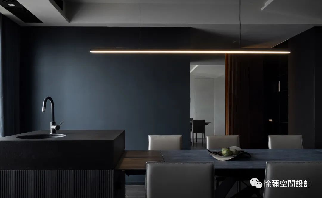 黑色魅力 · 徐弥设计师的现代主义家居设计丨徐彌空間設計工作室-25