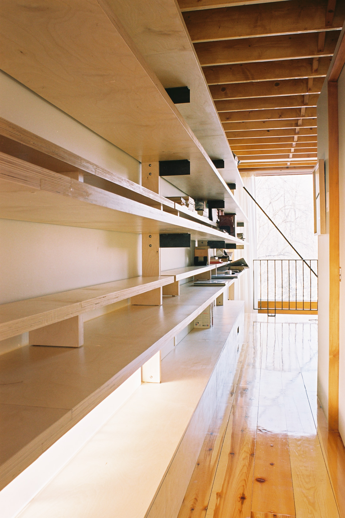 拉弗鲁夫私人住宅的绿意空间-12