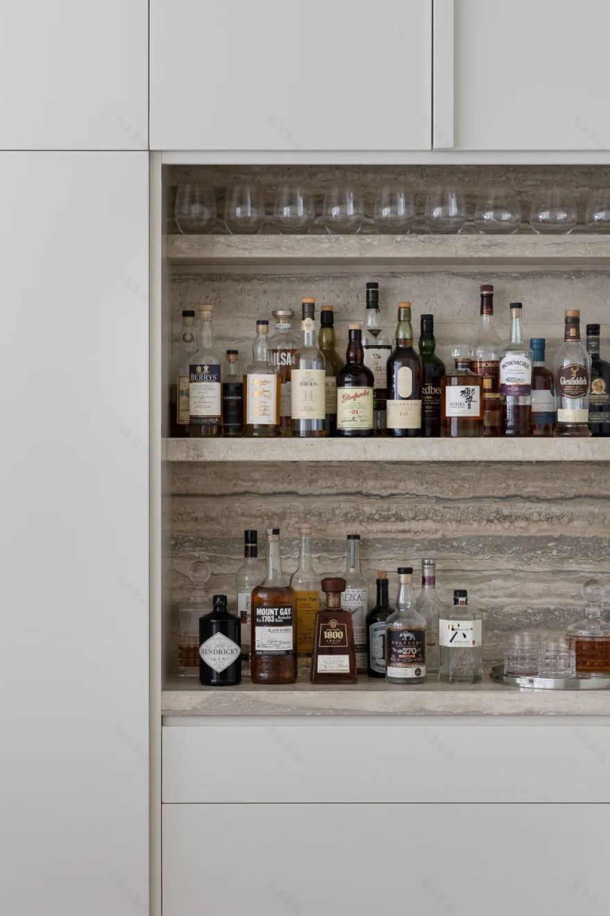 光与开放 · 艾玛·塞尔泽的极简之家丨澳大利亚墨尔本丨Selzer 设计工作室-29