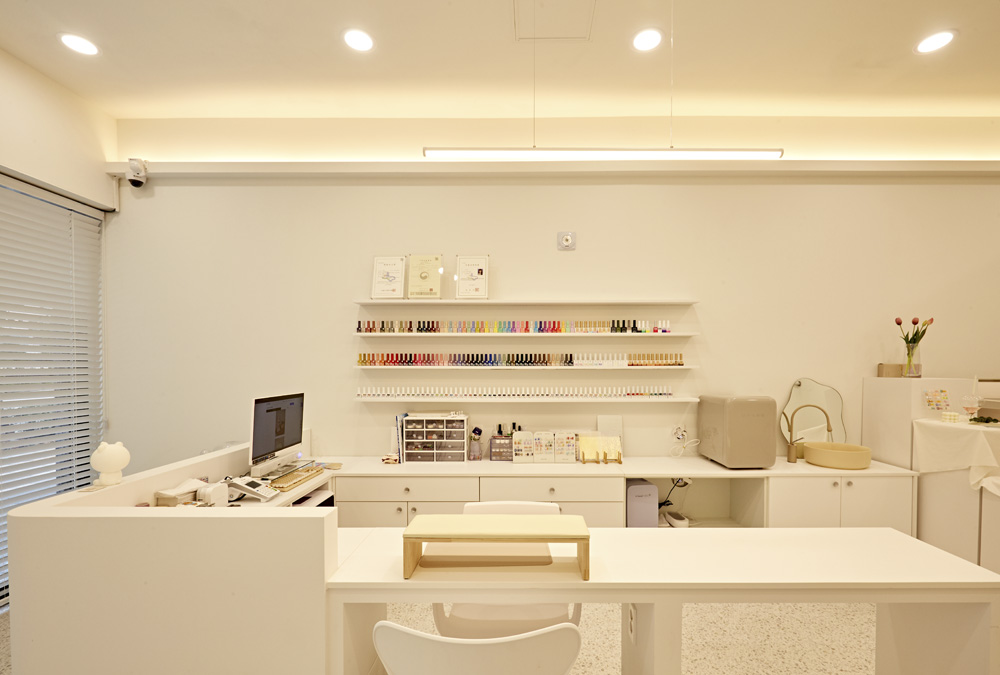 12 平米现代风格四叶草小店设计-6