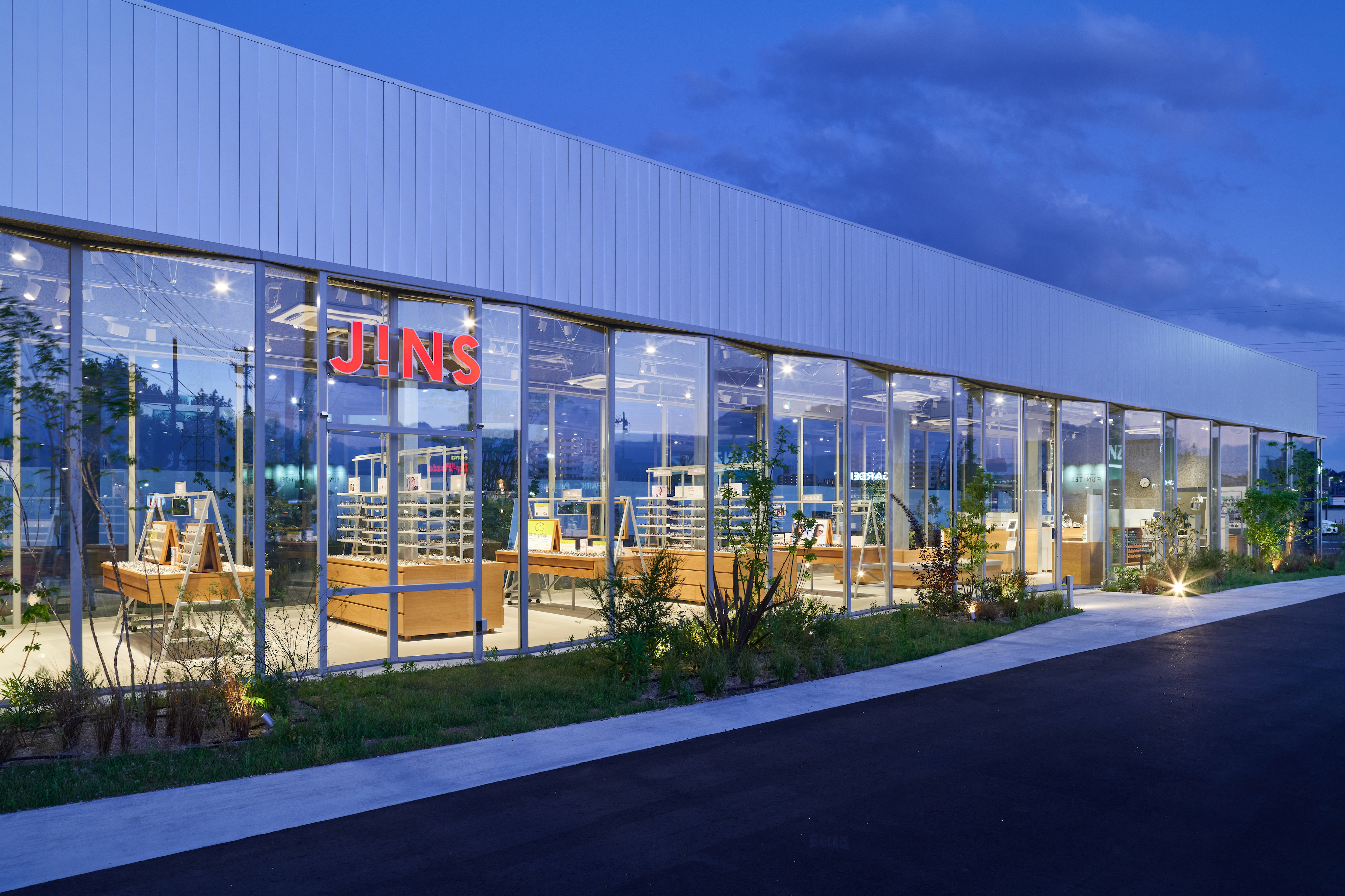 JINS Sendai Izumi 眼镜店丨日本丨Yohei Kawashima architects inc.-50