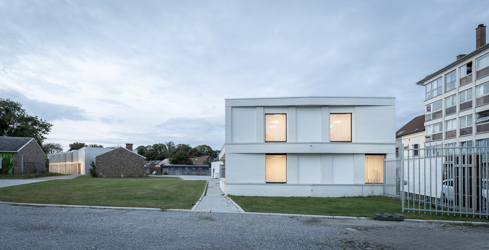 Marcinelle II School · 绿色校园的边界之美丨比利时丨LT2A,OPEN ARCHITECTES-19