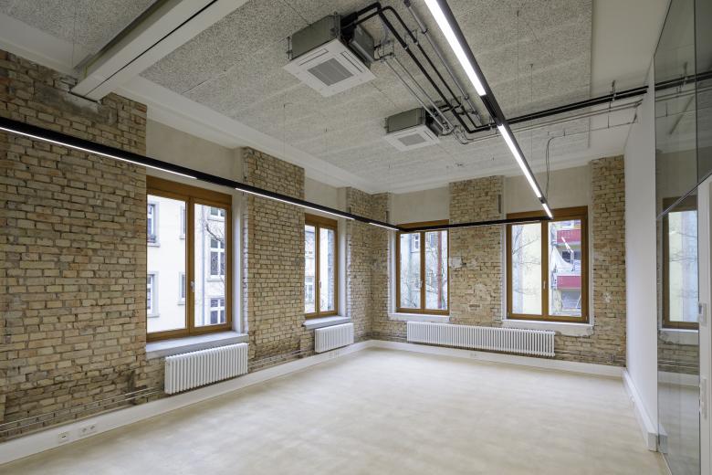 旧蒸汽神龛工厂丨德国卡尔斯鲁厄丨baurmann.dürr Architekten-5