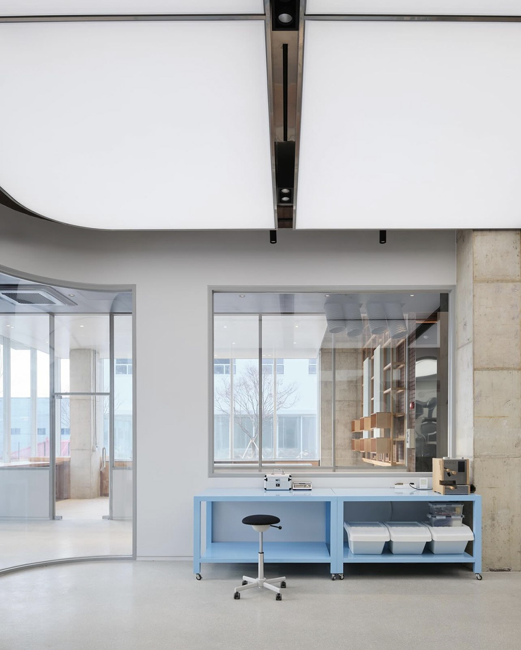 建筑师设计的咖啡、面包店空间502 Coffee Roasters,韩国,首尔 | Space design by stof - 面包店 - 餐厅LOGO-VI空间设计-全球餐饮研究所-41