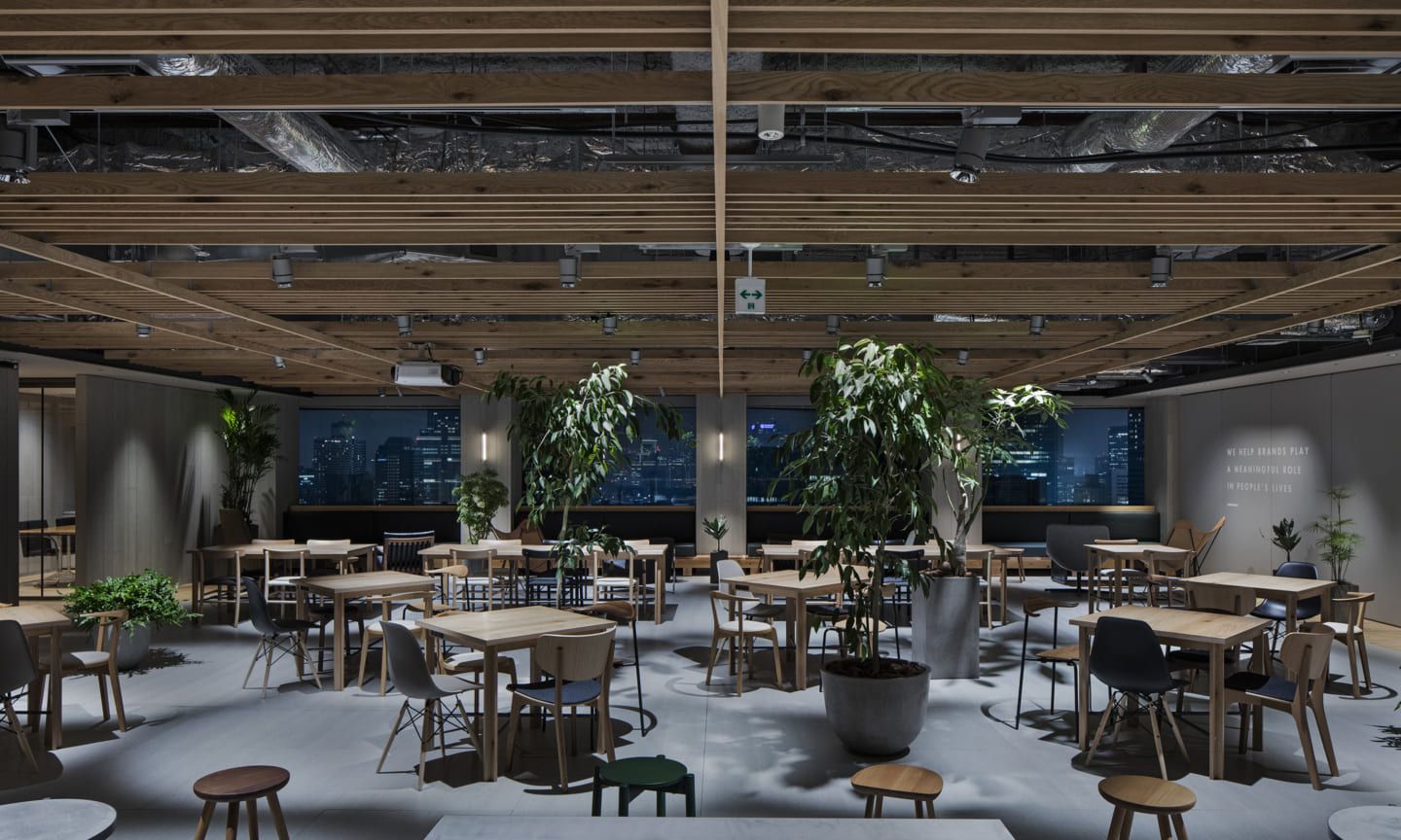 McCANN東京オフィス  Suppose Design-14