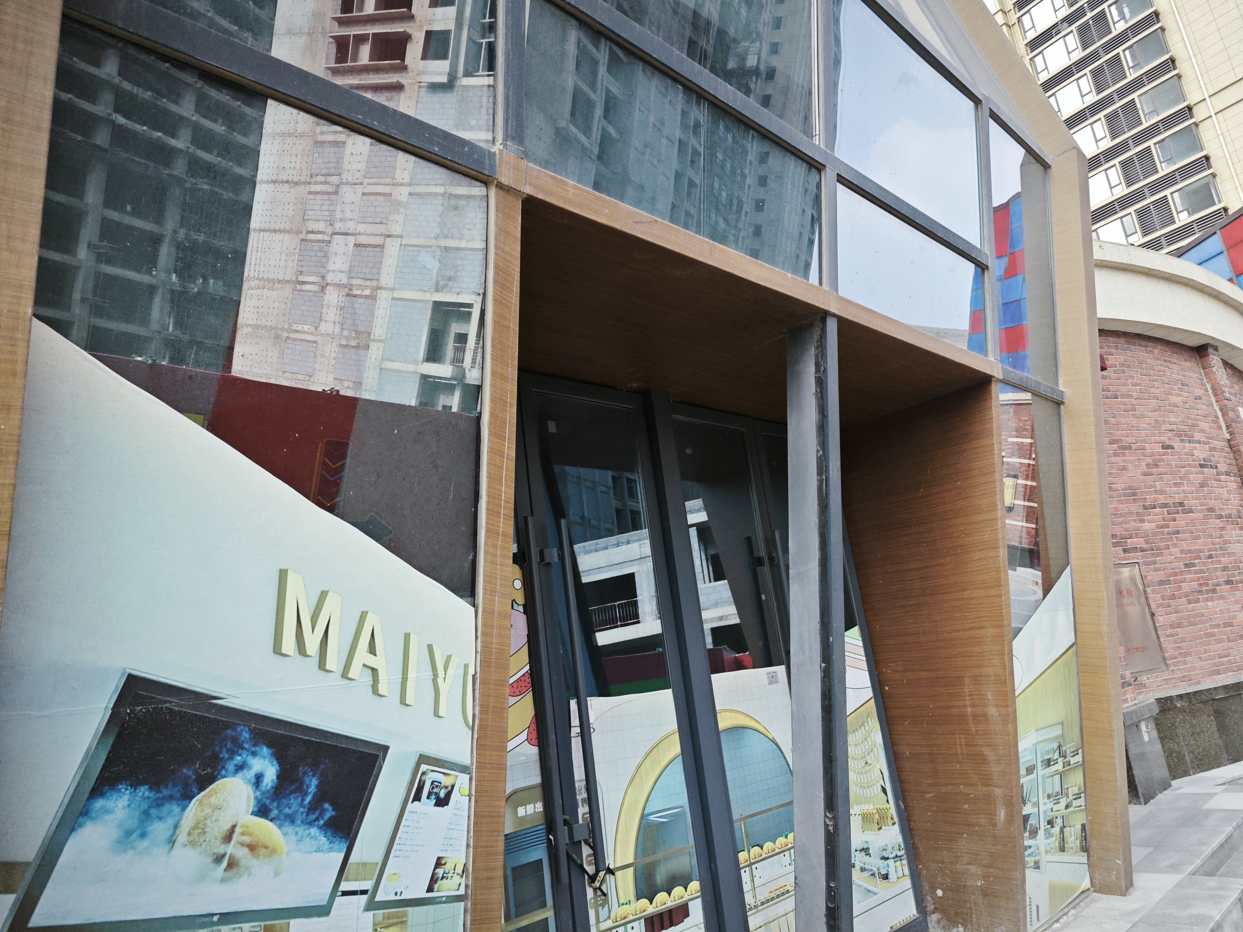 腾升装饰|泉舜·润泉苑商业综合体步行街外幕墙工程-3