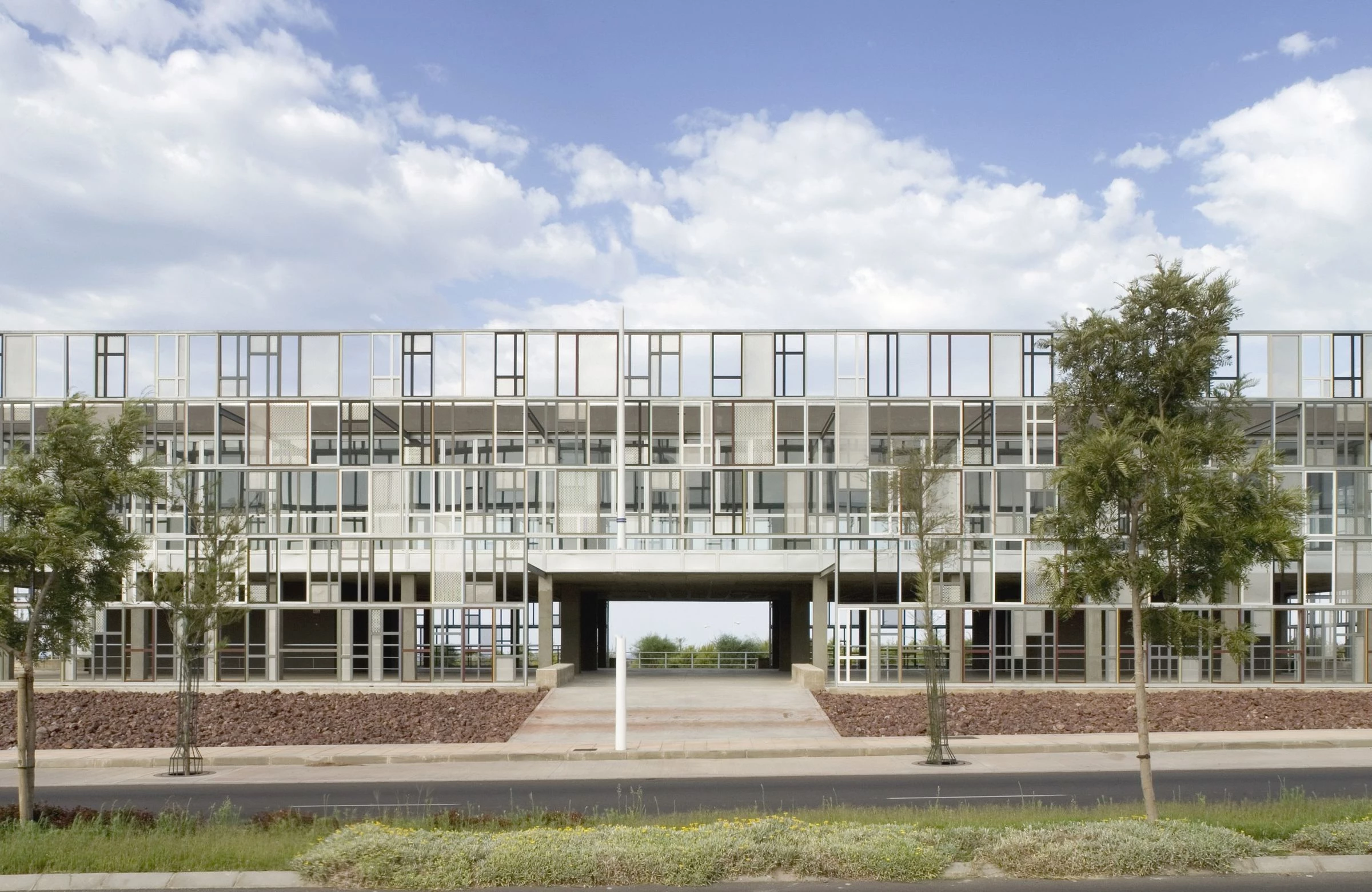 西班牙“数字城市”办公建筑-12