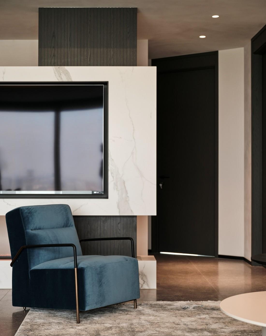 高级灰湖景房室内设计-21