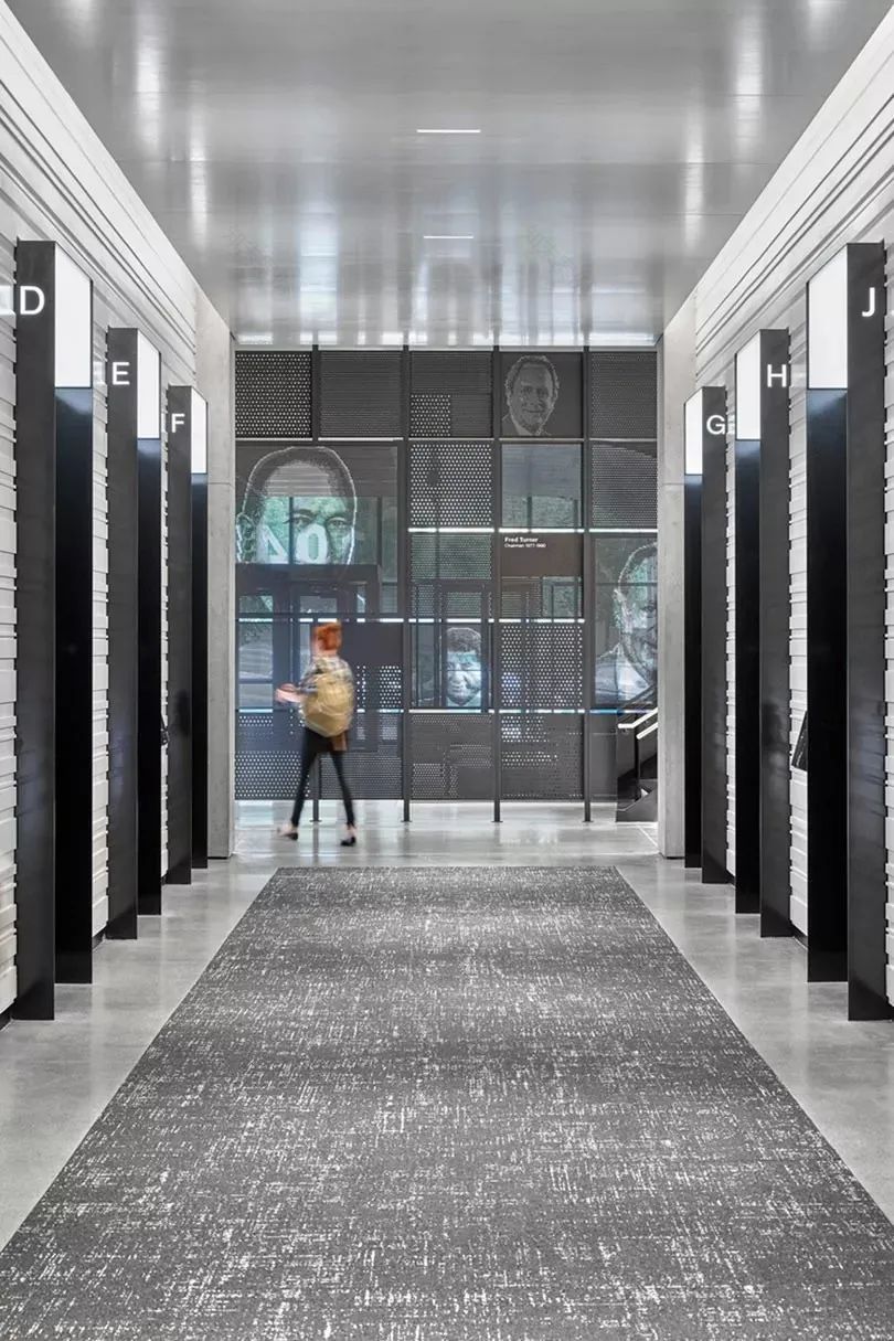 麦当劳芝加哥新总部 | 创新办公空间与人性化设计-35